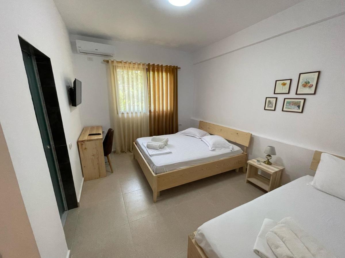 Xho'S Forest Guest House Berat Pokoj fotografie